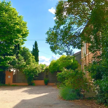 Holiday home Grand Loft Avec Piscine Privee Dans Vielle Gare Pomas